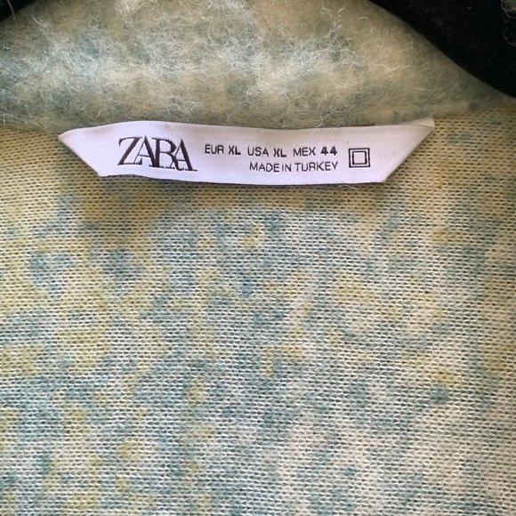 Zara Oversized Overshirt Plaid Jacket xL blue yellow buttons fuzzy hair - Picture 5 of 14